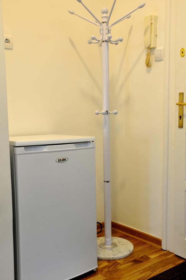 Apartment In The City Center Beograd Eksteriør billede
